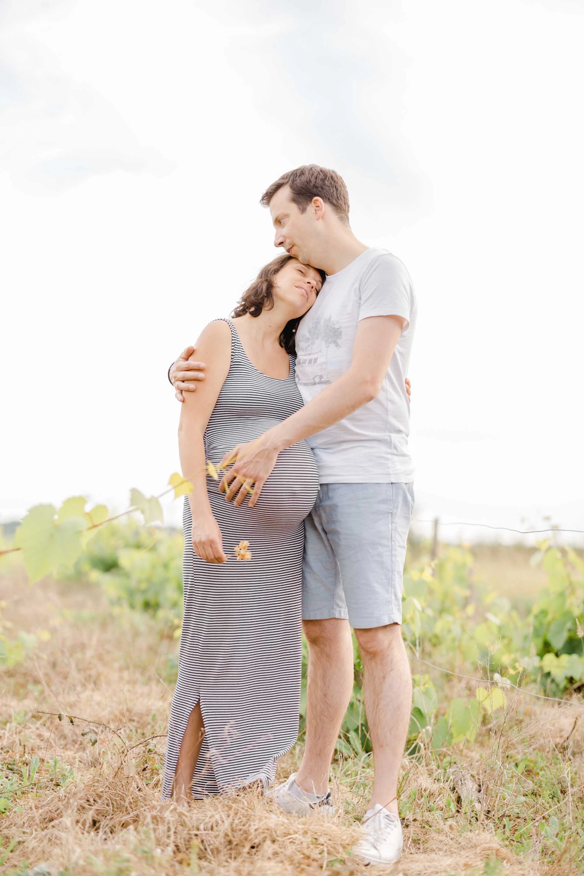 bonheur amour se tenir la main romance famille